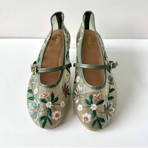 ZARA Blue Green Floral Embroidered Mesh Mary Jane Ballet Flats Size 39 NWT - Picture 2 of 3